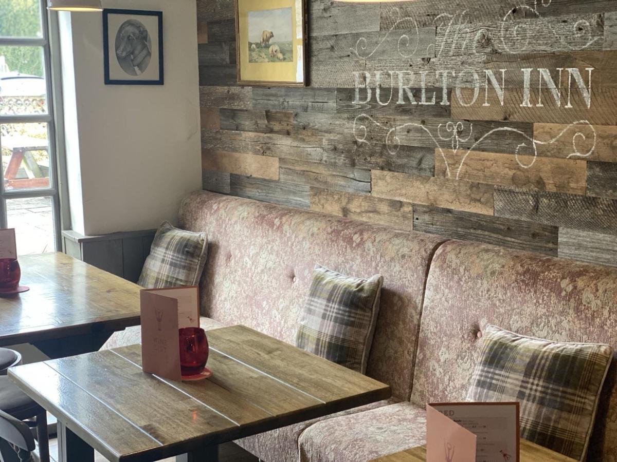 Burlton Inn Exterior photo